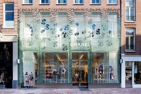 chanel boutique amsterdam.